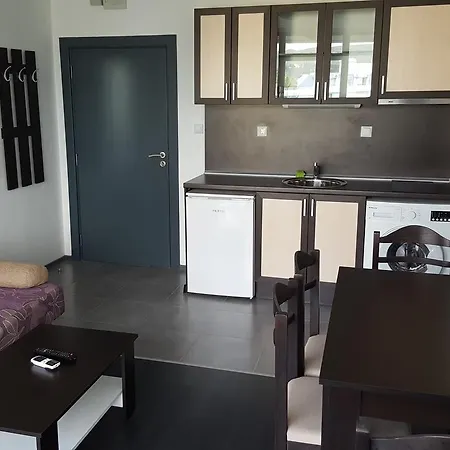 In Boomerang Apartment